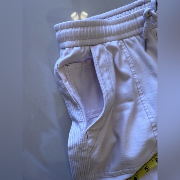 Athleta Farallon jogger pants 8 Light gray Tapered crop Elastic waist Pockets - Picture 5 of 16